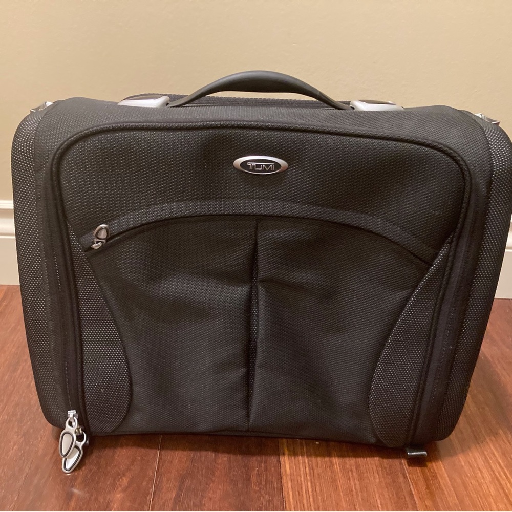Black Tumi Luggage Bag